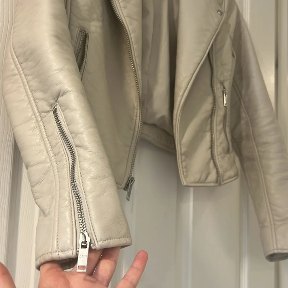 Abercrombie & Fitch Cream Moto Jacket - Picture 8 of 10